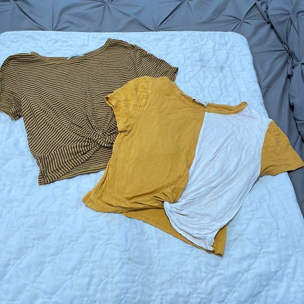 Bundle 2 tied up shirts 2 tone and striped size Medium
